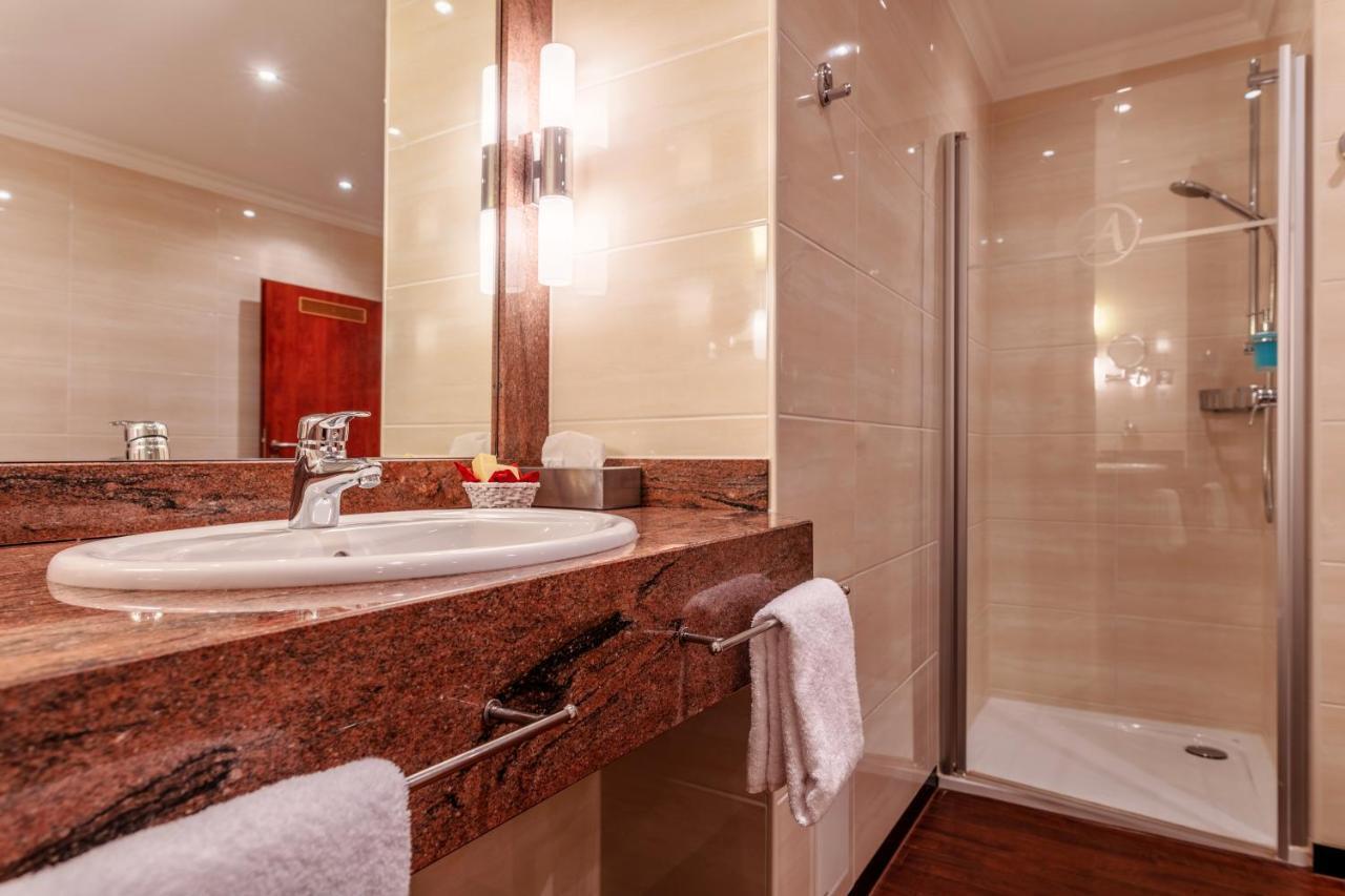 Amaris Hotel Μπρέμερχαφεν Εξωτερικό φωτογραφία